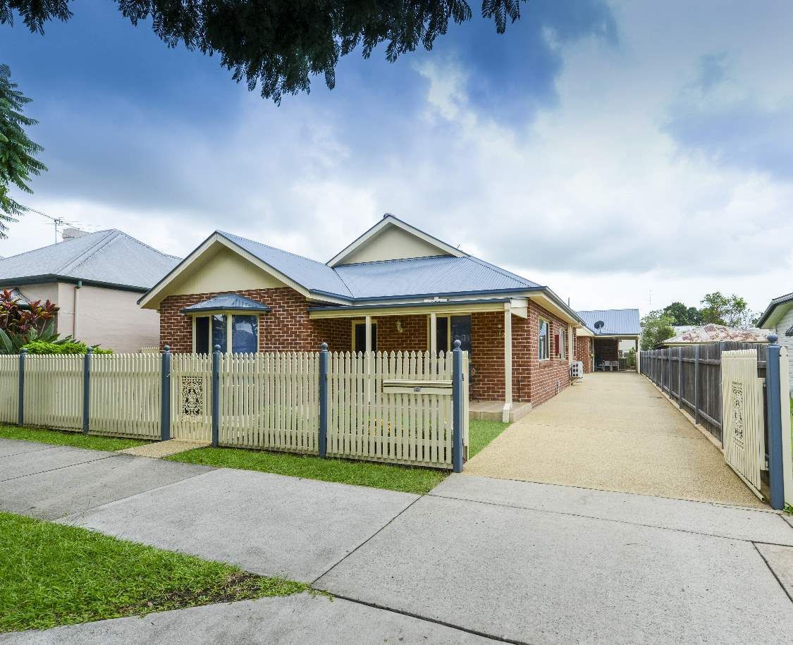3 bedrooms Apartment / Unit / Flat in 2/162 Pound Street GRAFTON NSW, 2460