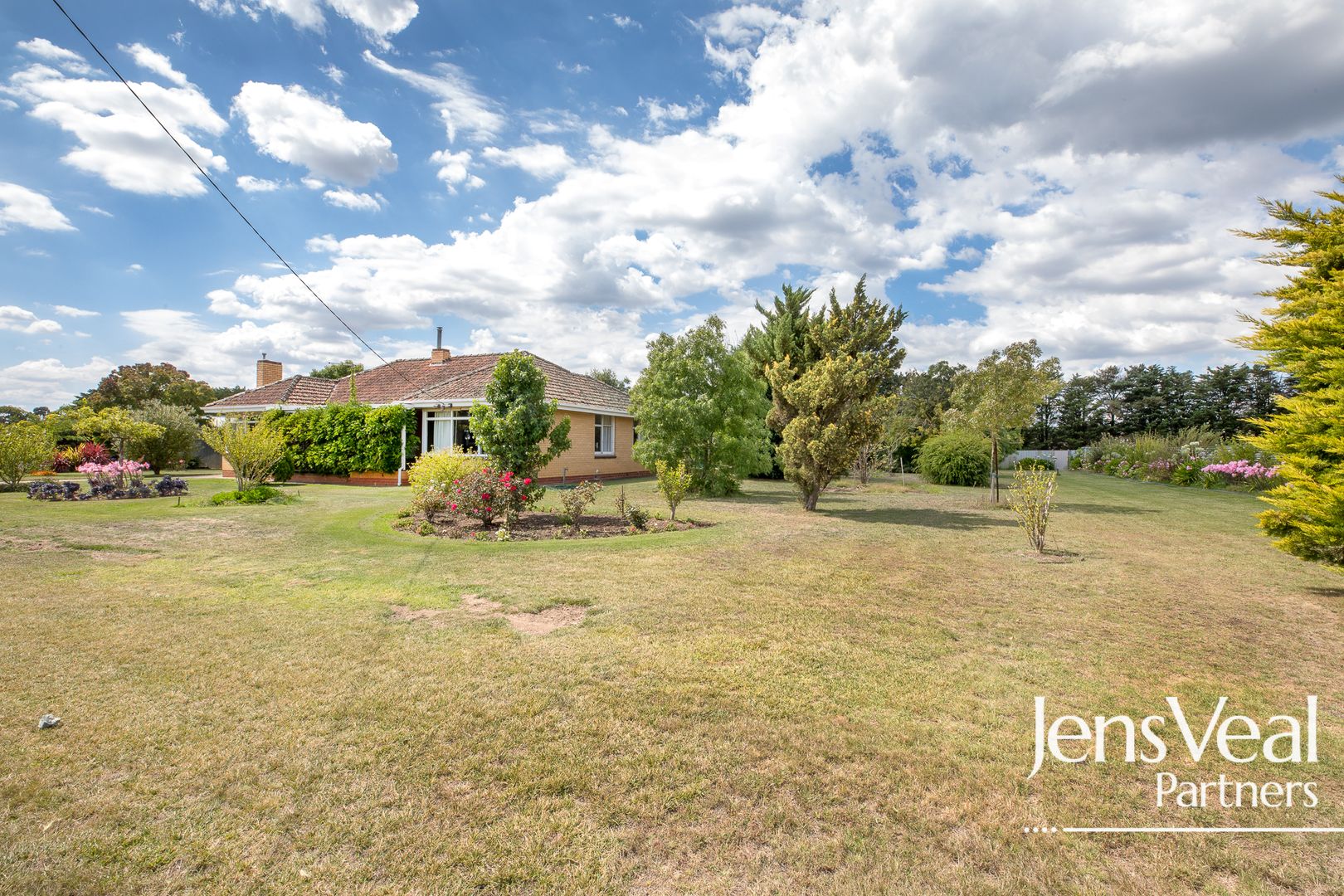 846 Gillies Road, Bald Hills VIC 3364, Image 2