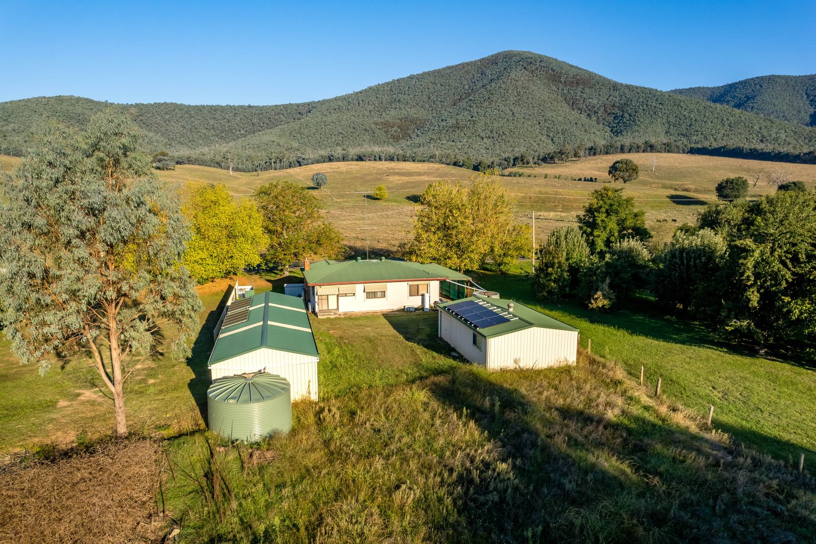 929 Myrtleford-Yackandandah Road, Barwidgee VIC 3737, Image 2