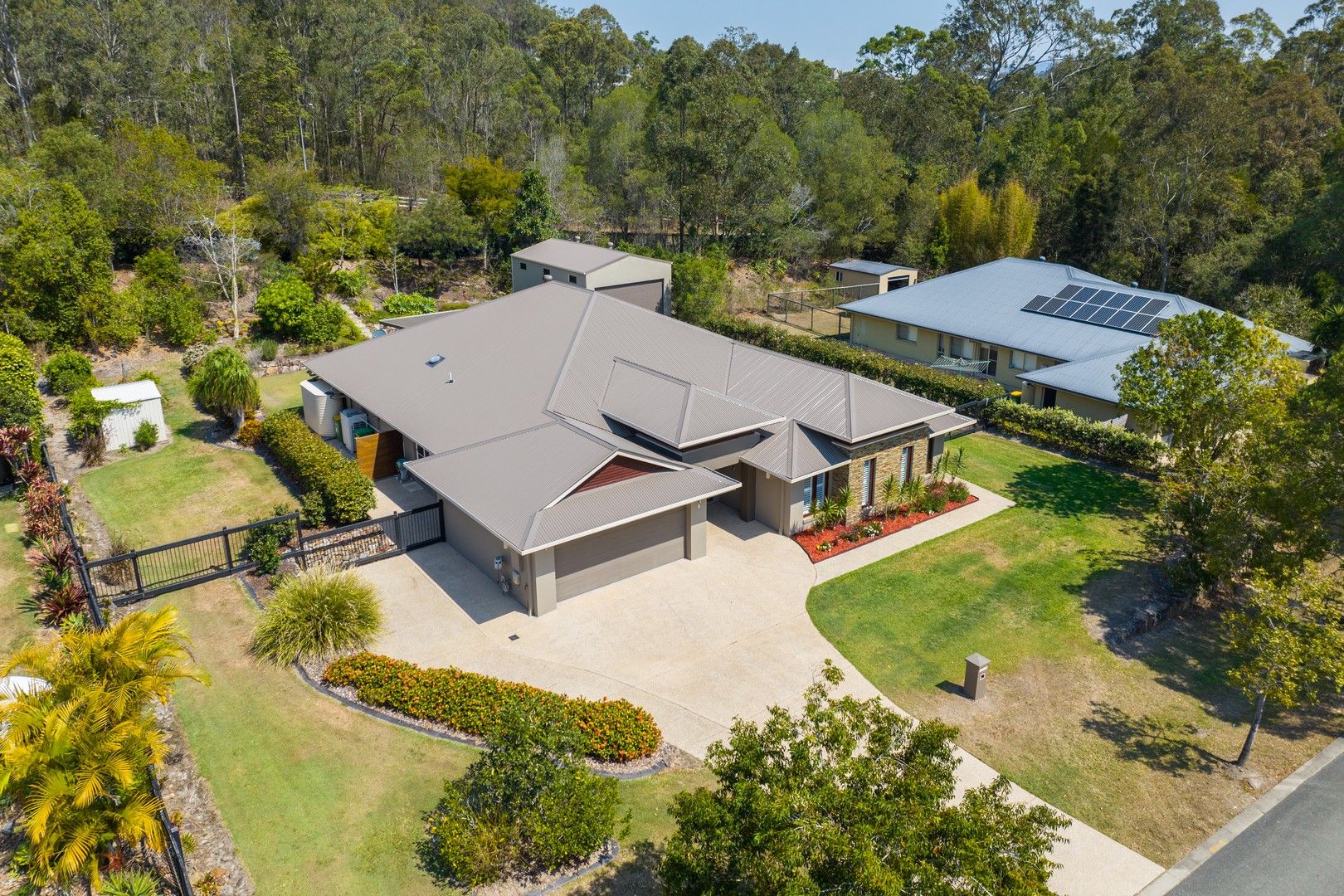 4 bedrooms House in 3 Summer Hill Crescent MAUDSLAND QLD, 4210