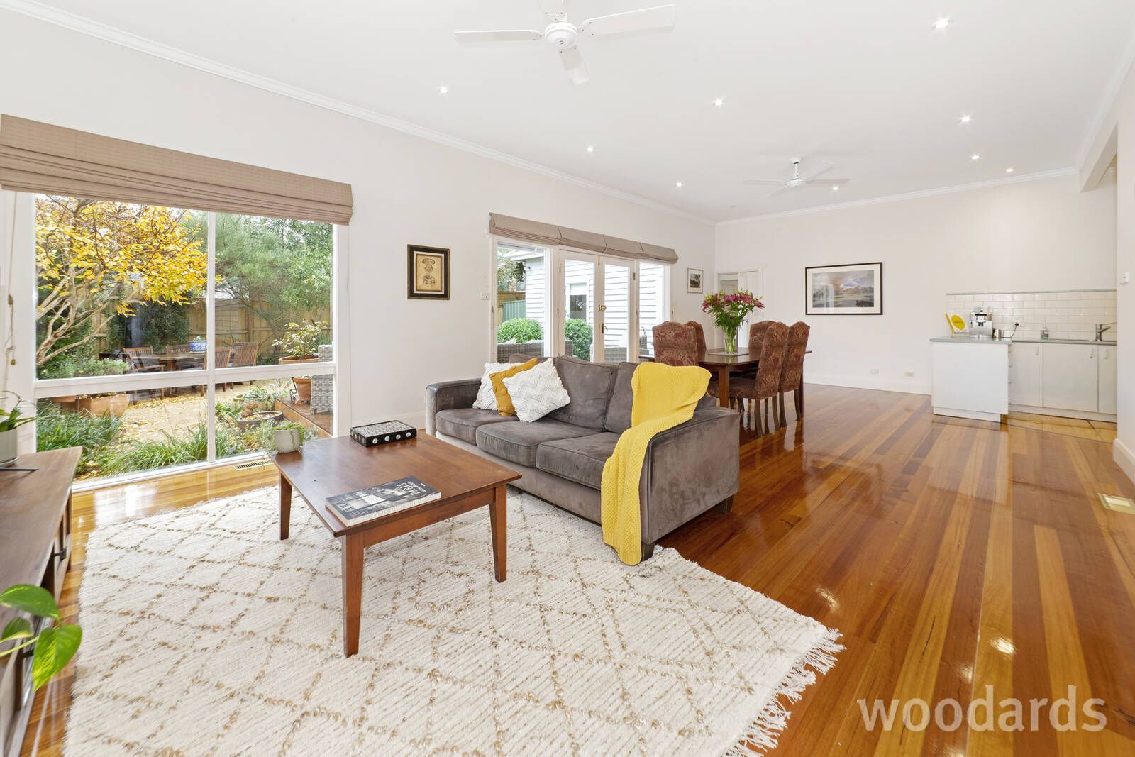 10 Craigavad Street, Carnegie VIC 3163, Image 1