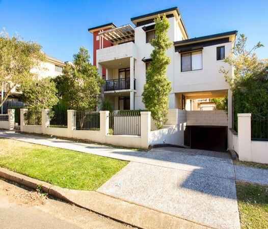 2 bedrooms Apartment / Unit / Flat in 8/170 Bridge Road WESTMEAD NSW, 2145