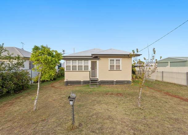 4 Blackwood Street, Harristown QLD 4350