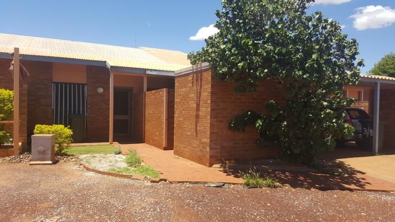 3 bedrooms Apartment / Unit / Flat in 4/8 Leeds Close MILLARS WELL WA, 6714