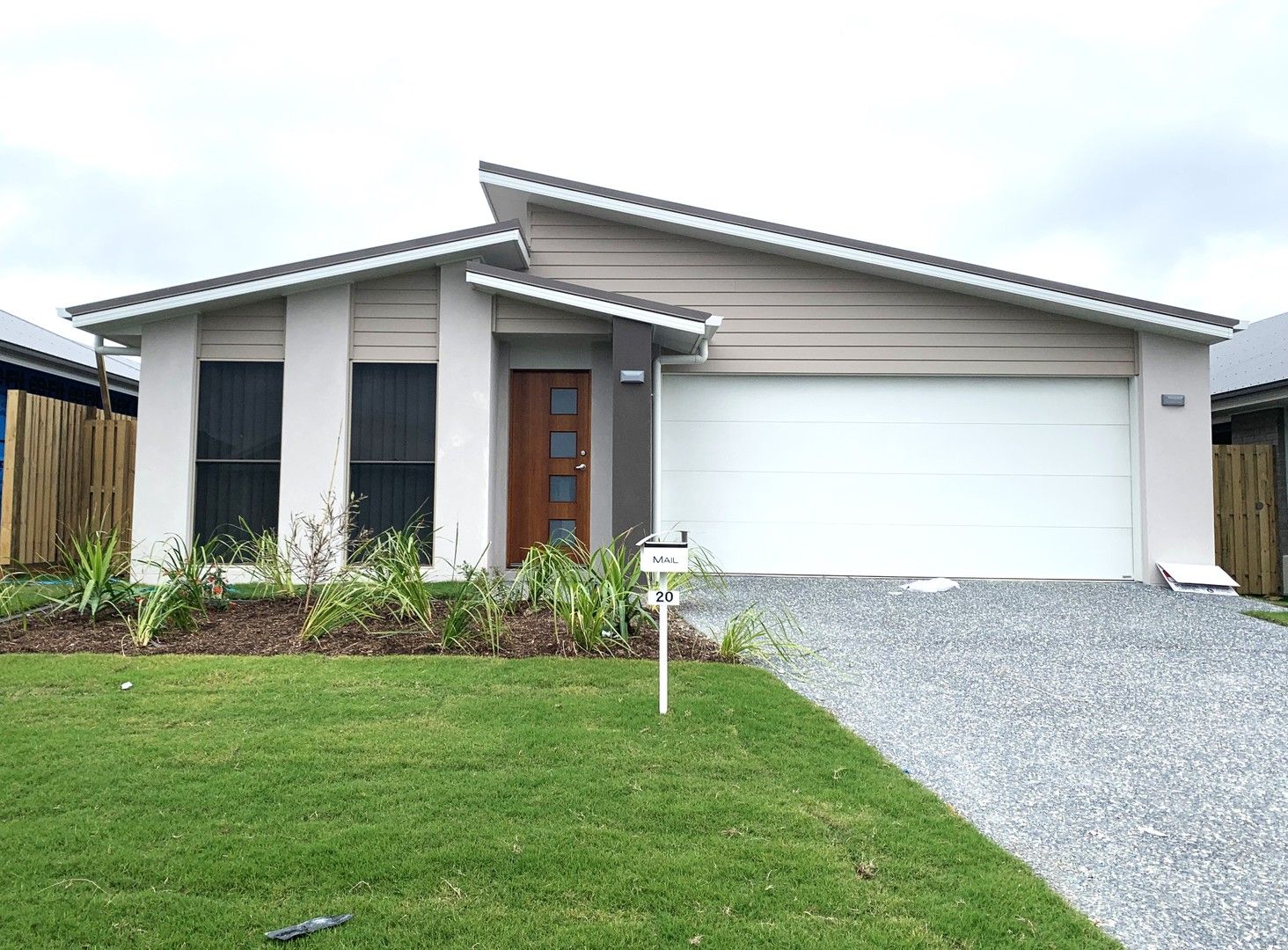 4 bedrooms House in 20 Stockyard Lane PARK RIDGE QLD, 4125