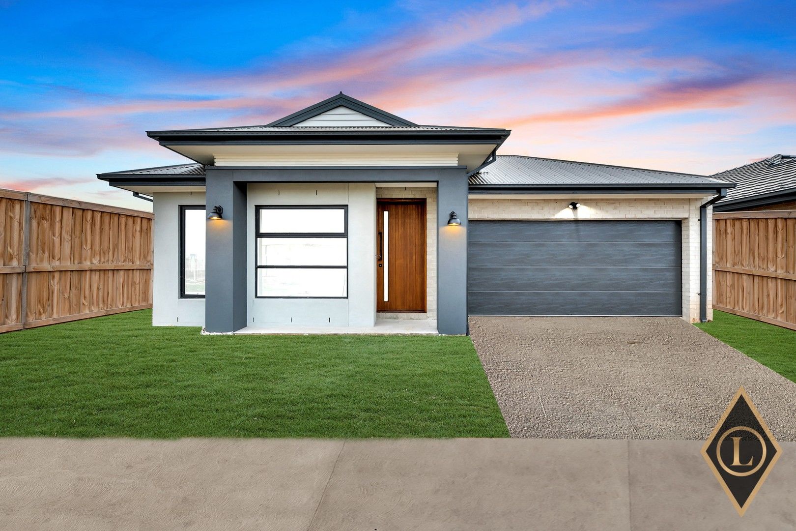 4 bedrooms House in 24 lucania crescent TARNEIT VIC, 3029