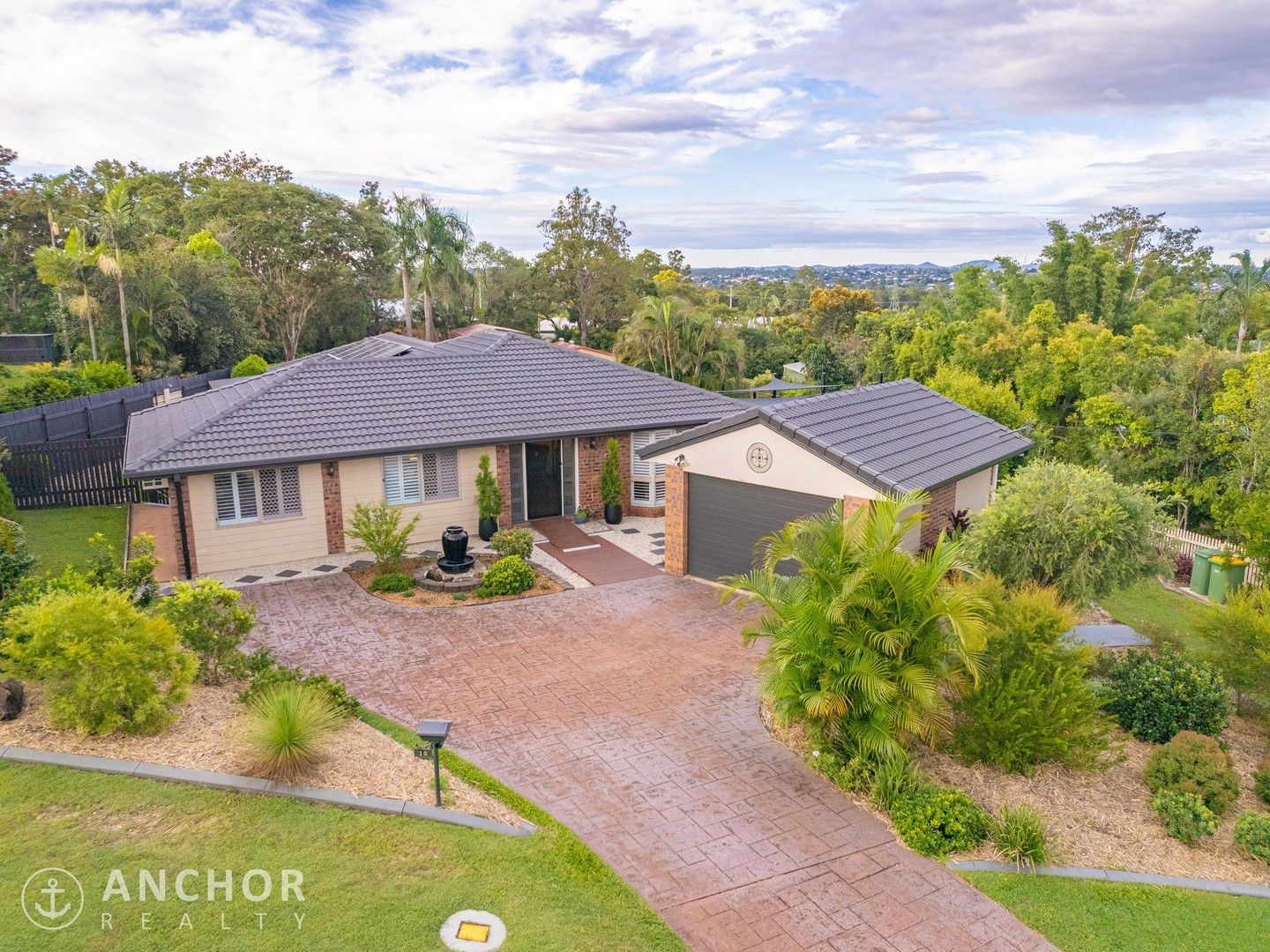 12 Luckona Court, Southside QLD 4570, Image 0