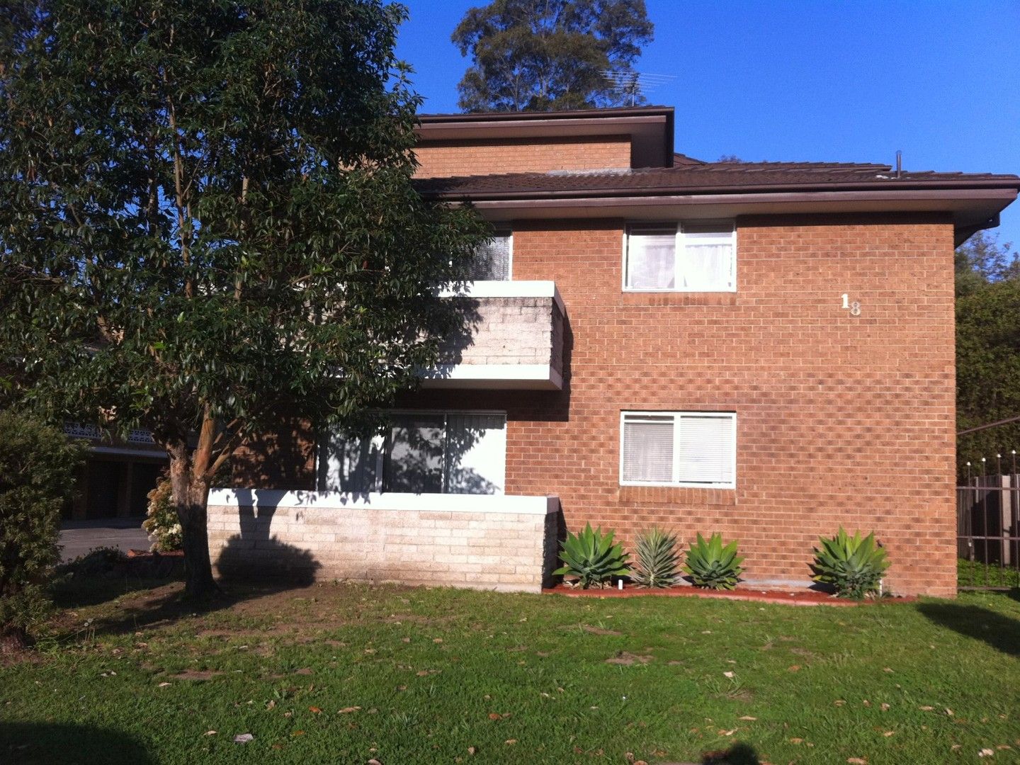 2 bedrooms Apartment / Unit / Flat in 4/18 Bringelly Road KINGSWOOD NSW, 2747