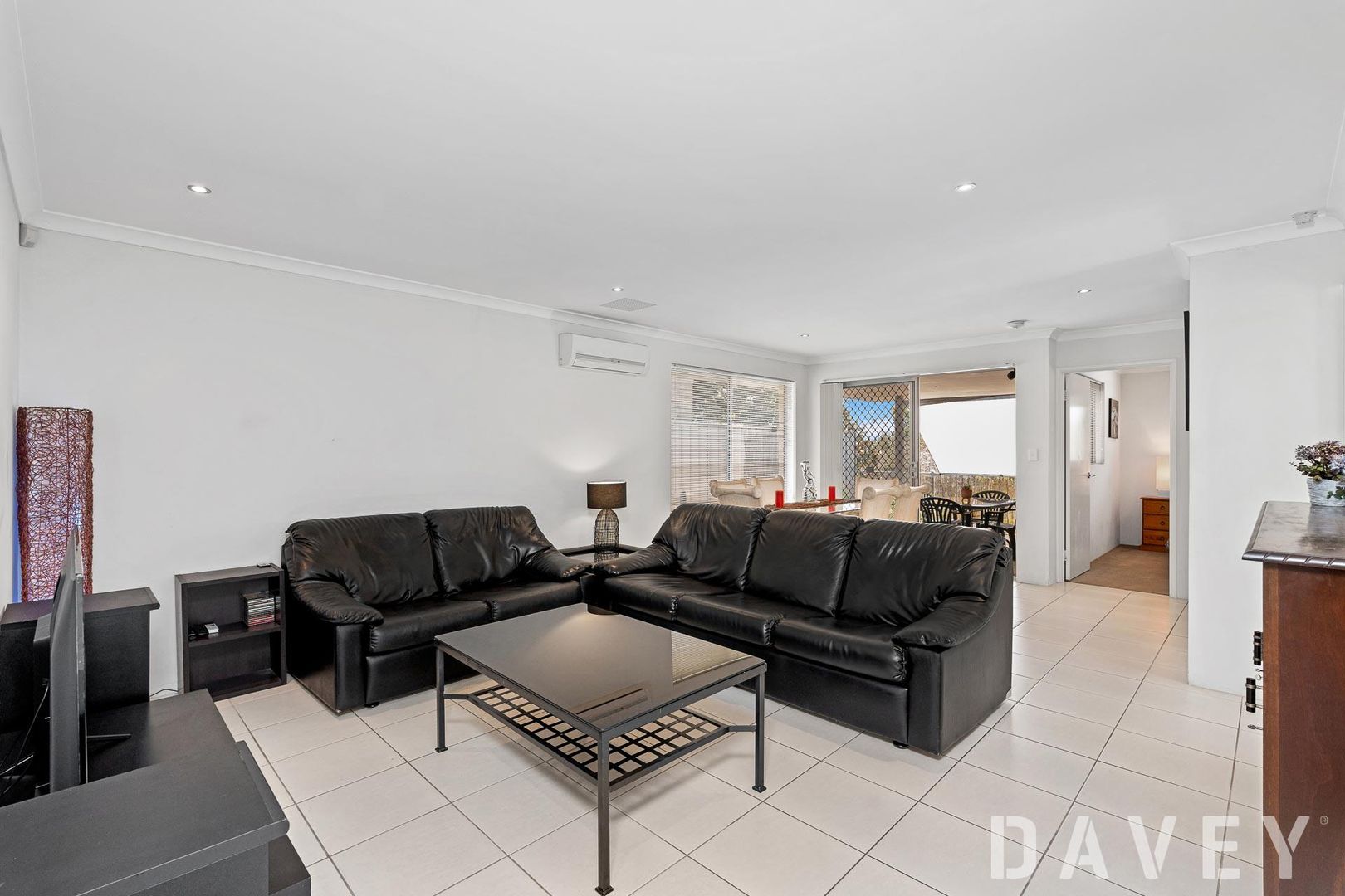 8/18 Oligantha Elbow, Banksia Grove WA 6031, Image 2