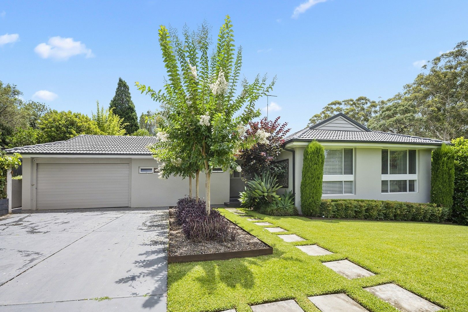 4 bedrooms House in 2 Hallen Road CHERRYBROOK NSW, 2126