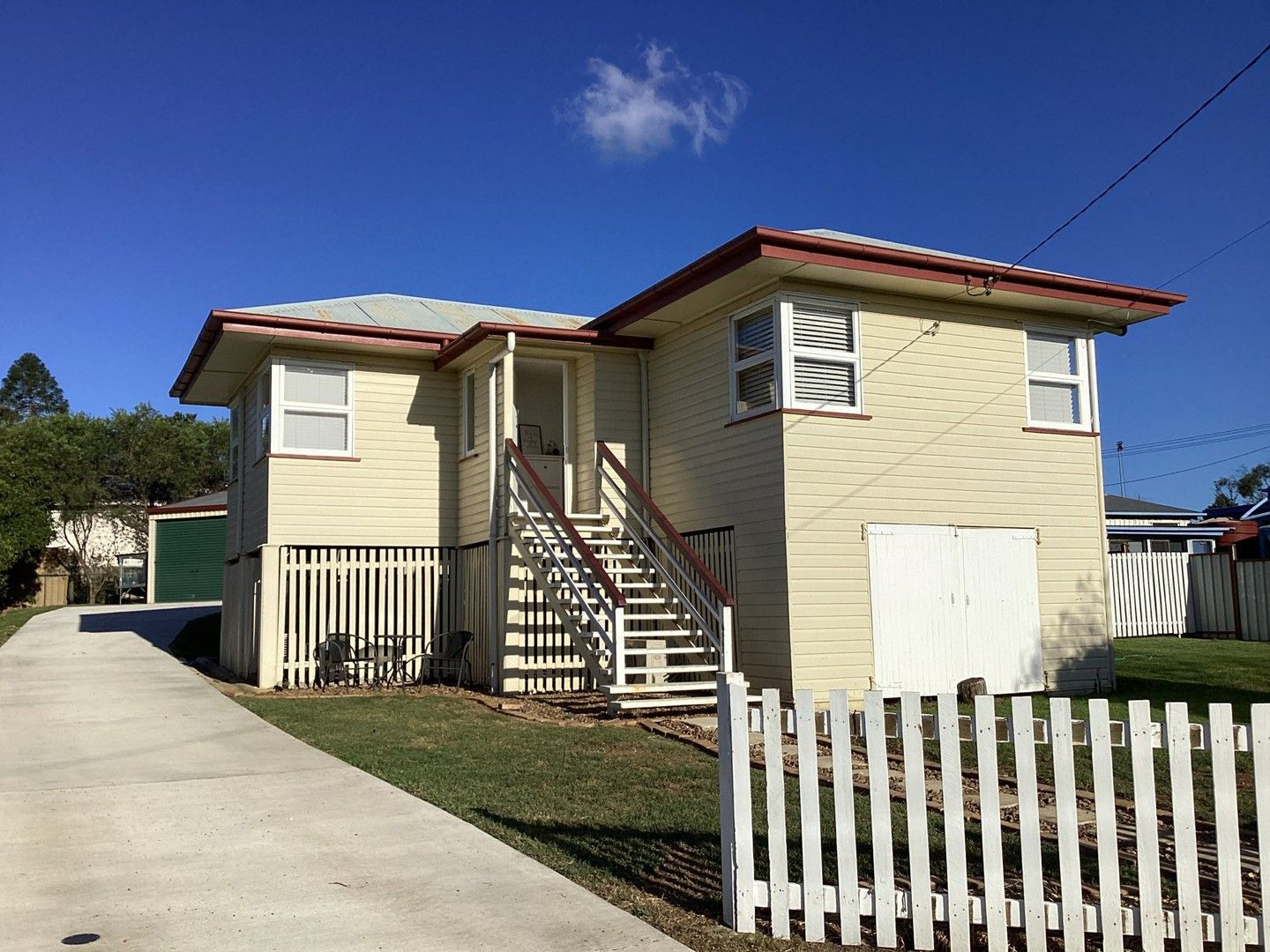 2 bedrooms House in 1 Evans Crescent WARWICK QLD, 4370