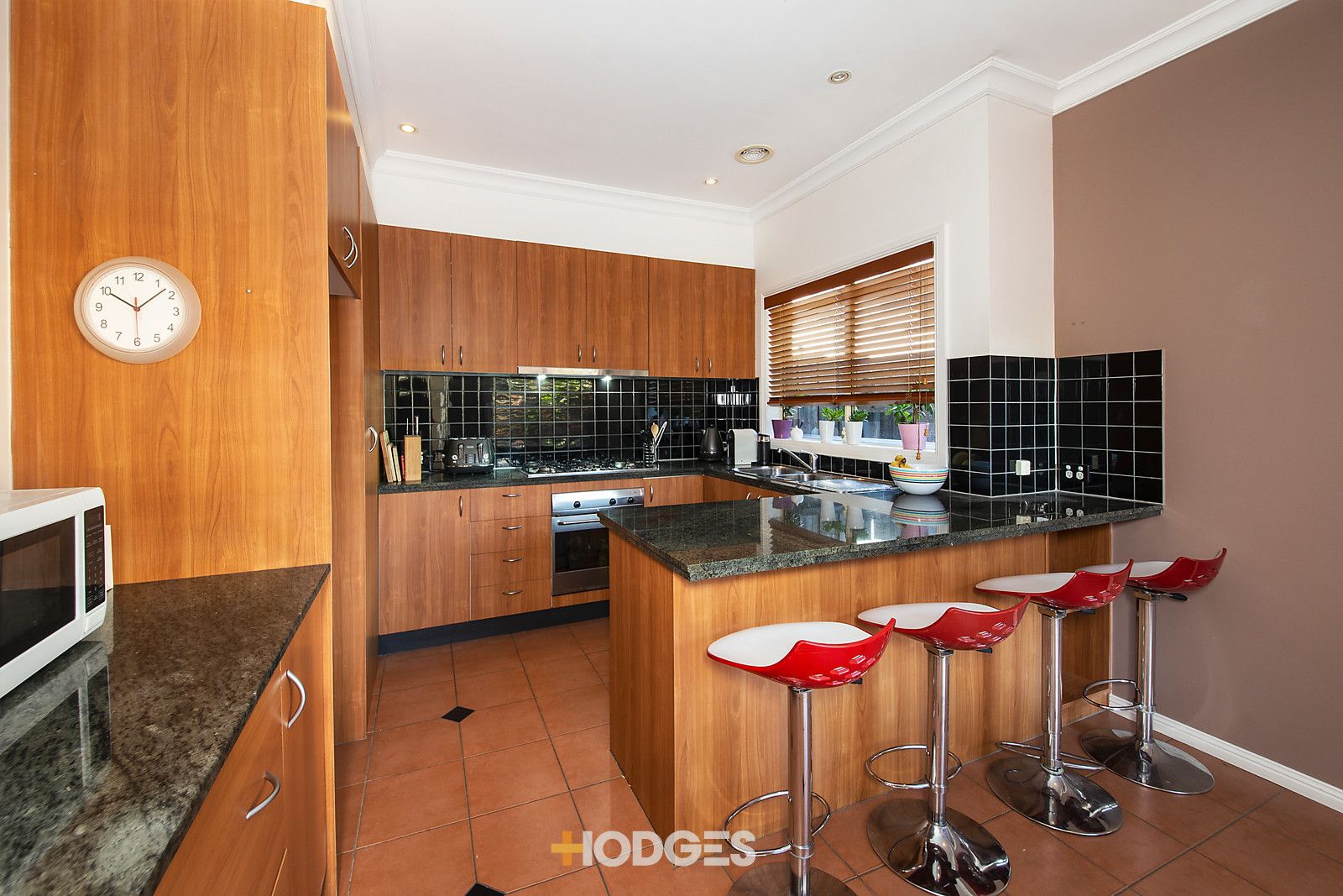 27a Lonsdale Avenue, Hampton East VIC 3188, Image 2