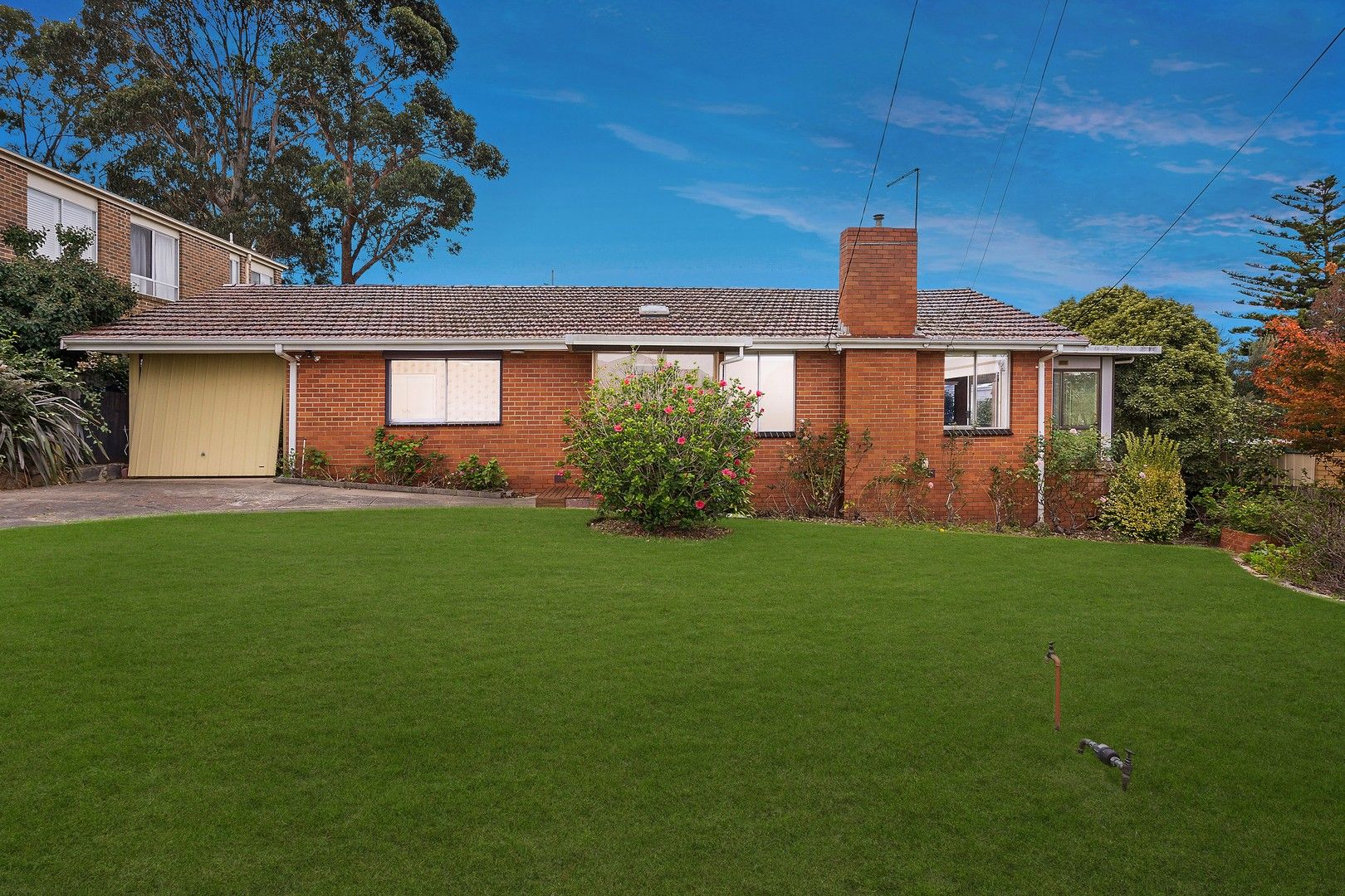 3 bedrooms House in 54 Stocks Road MOUNT WAVERLEY VIC, 3149