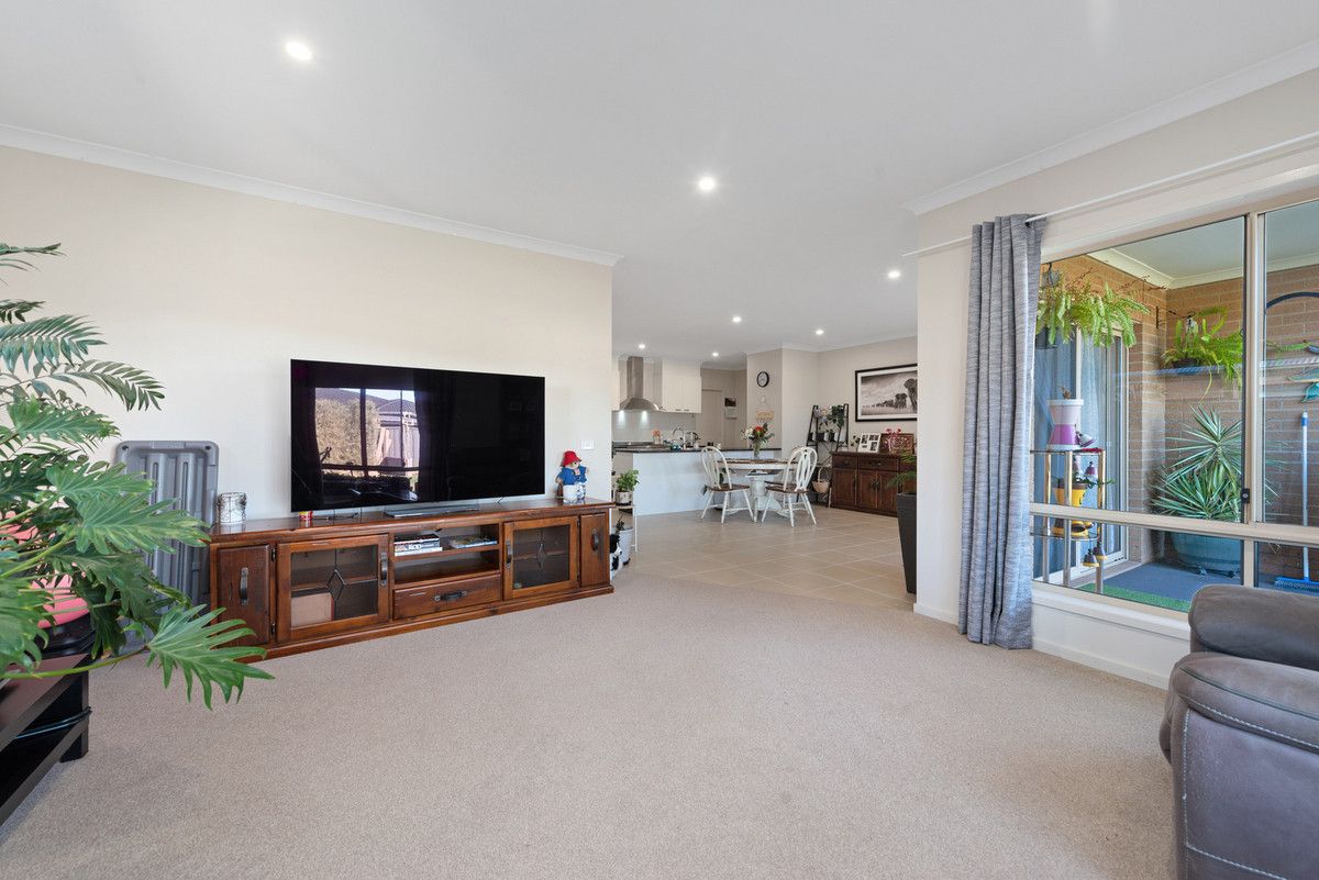 56 Killeen Street, Stratford VIC 3862, Image 2