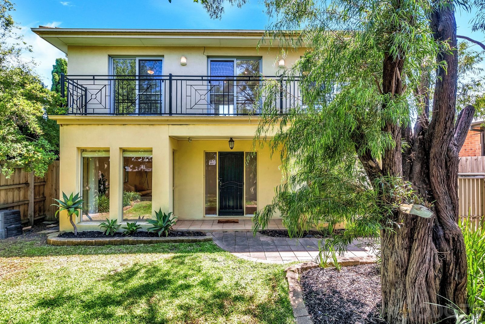 1/57 Teddington Road, Hampton VIC 3188, Image 0