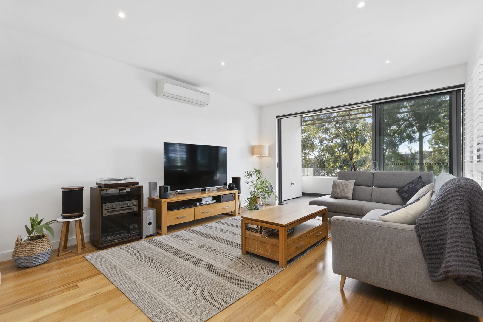 18 Abrahams Drive, Mentone VIC 3194 Domain