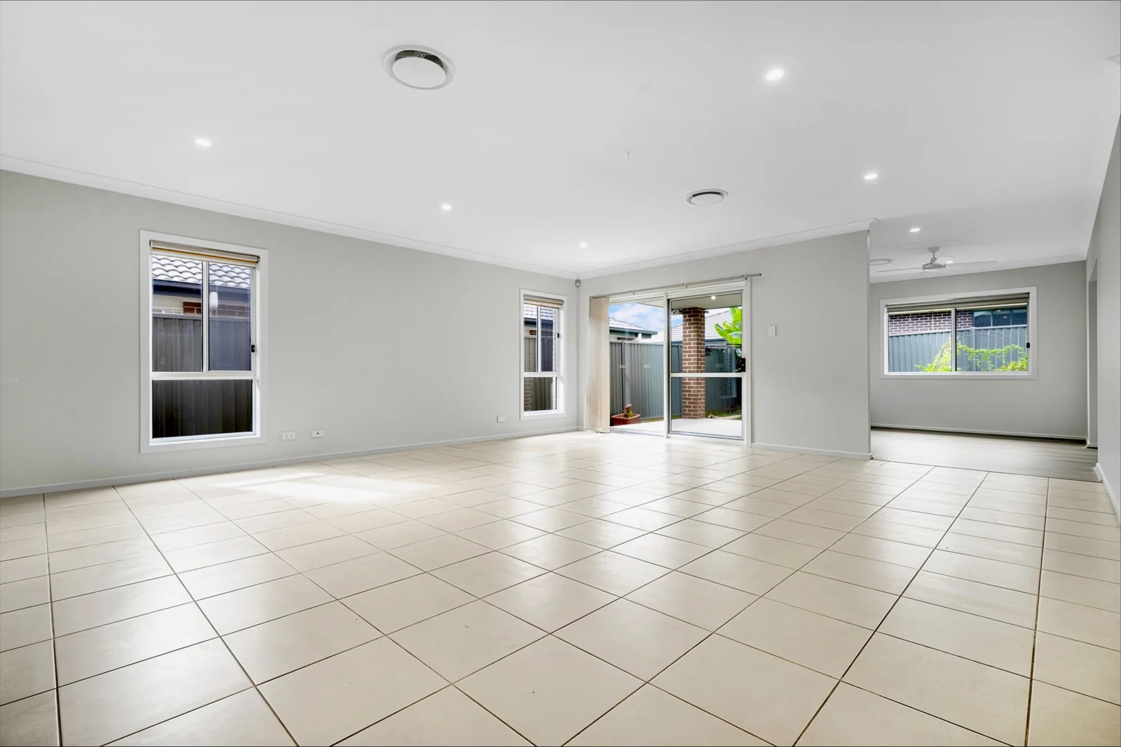 Additional image 3 of 14 Juliana Street, Jordan Springs NSW 2747