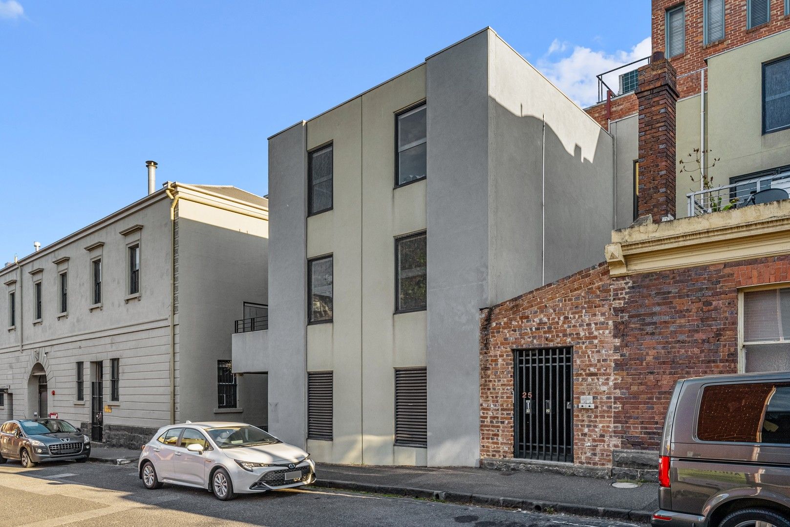 3 bedrooms Apartment / Unit / Flat in 1/25 Bendigo Street NORTH MELBOURNE VIC, 3051