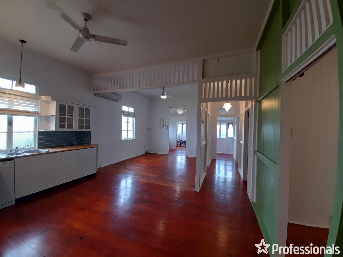 74 Carlyle Street, Mackay QLD 4740, Image 2