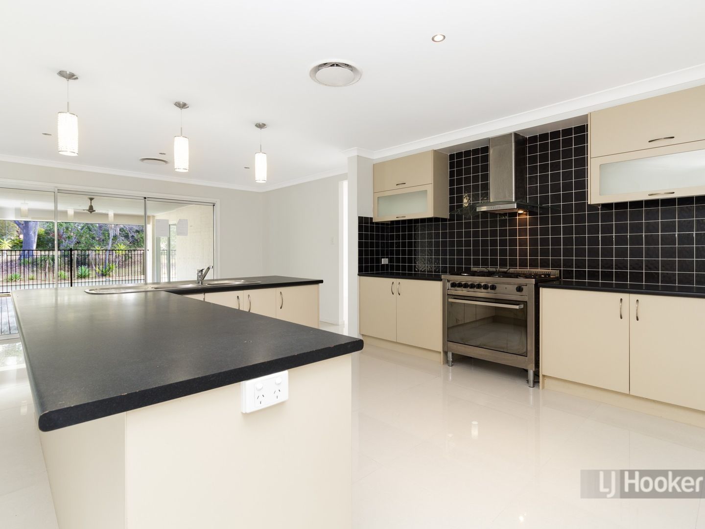 37-39 Paperbark Court, New Beith QLD 4124, Image 1