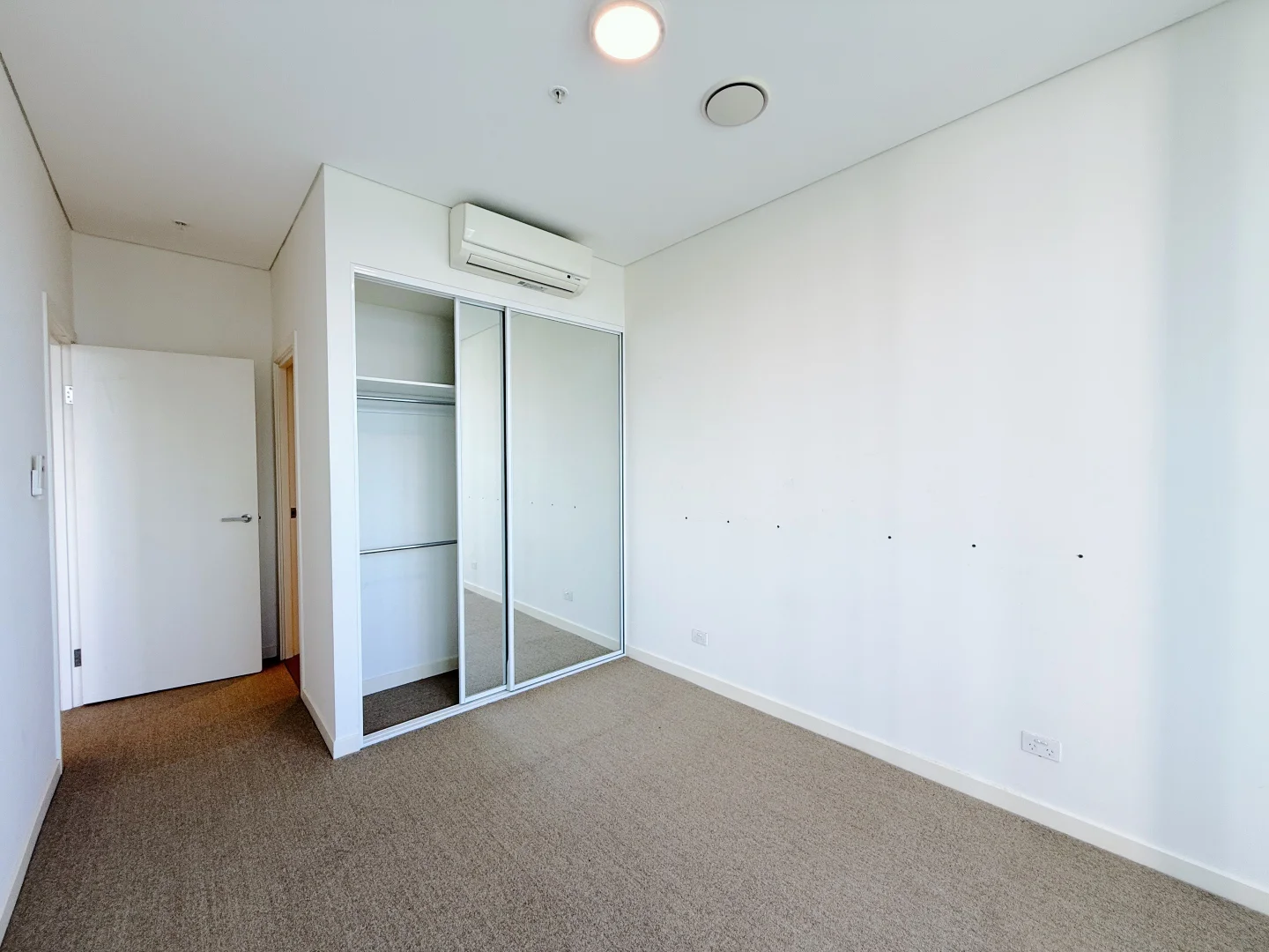 Additional image 6 of 605/11 Wentworth Place, Wentworth Point NSW 2127