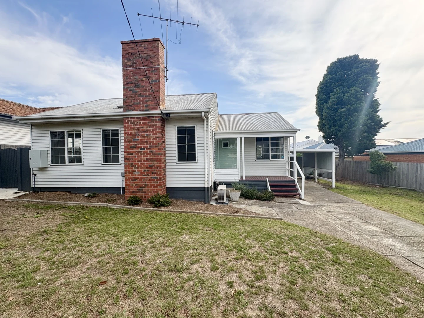 21 Bellarine Highway, Newcomb VIC 3219