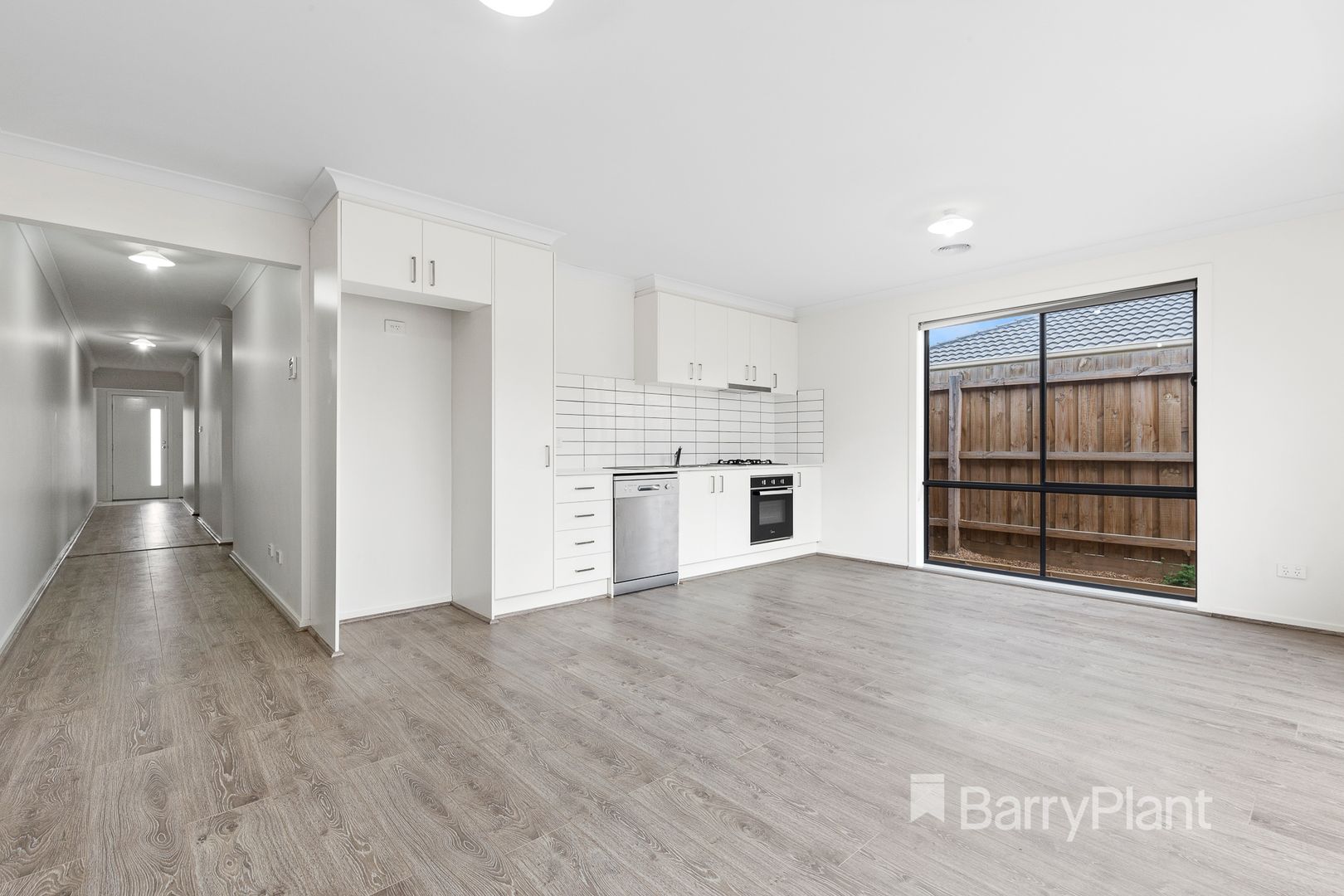 10/4 Mantello Drive, Werribee VIC 3030, Image 1