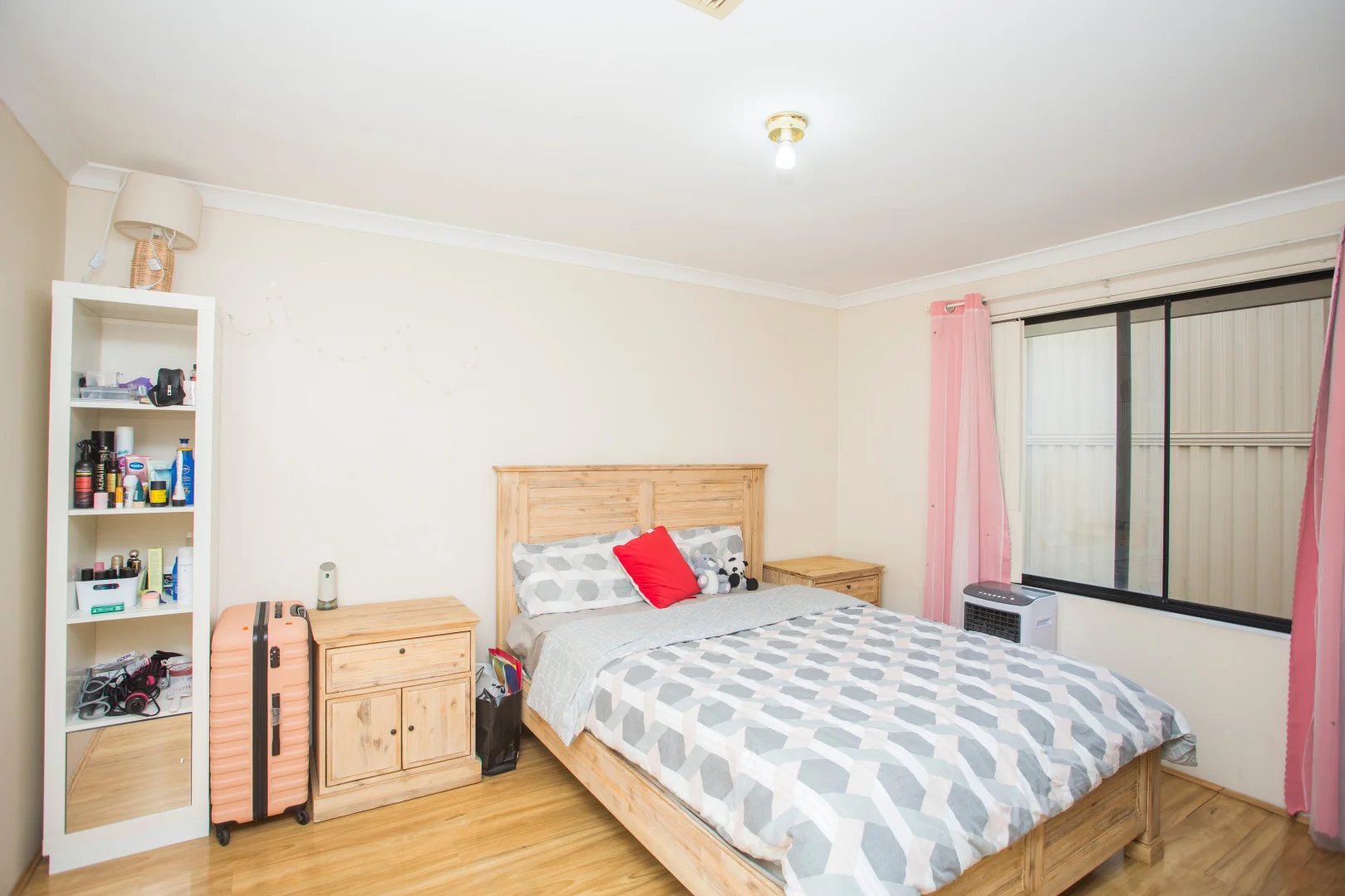 Additional image 18 of 1 Bushy Gdns, Canning Vale WA 6155