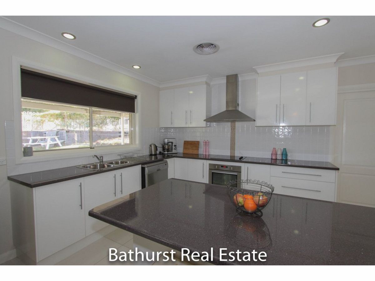 4B Delaware Crescent, Robin Hill NSW 2795, Image 1