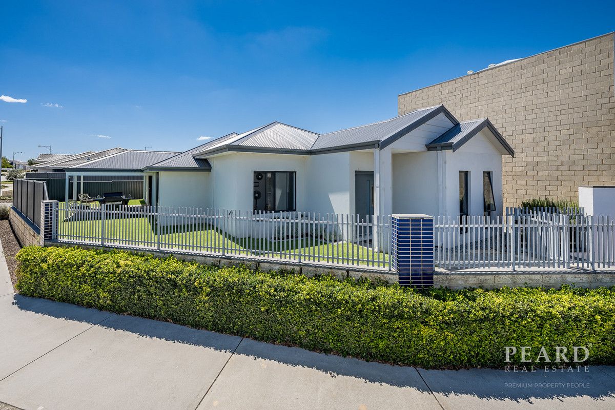 76 Reflection Boulevard, Jindalee WA 6036