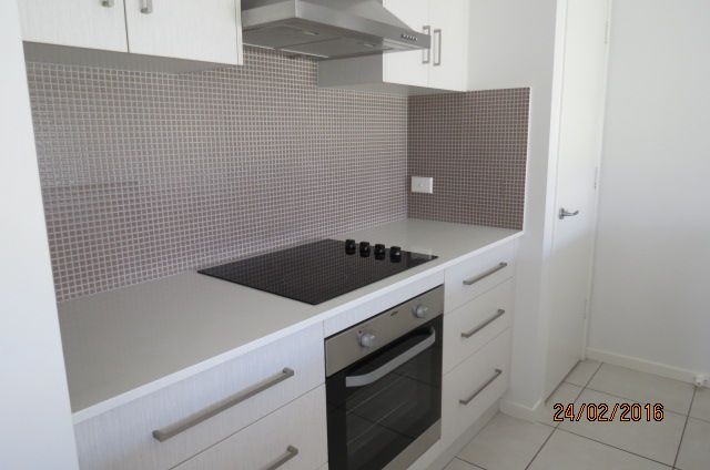 7/20-24 Mooney Crescent The Vybe, Emerald QLD 4720, Image 2