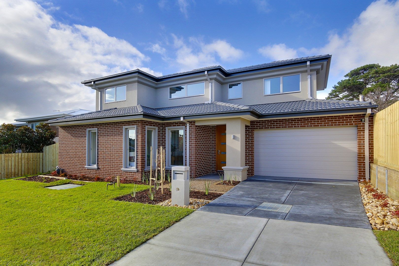 2 Raglan Street (AKA 2/24 Strachans Rd), Mornington VIC 3931, Image 1