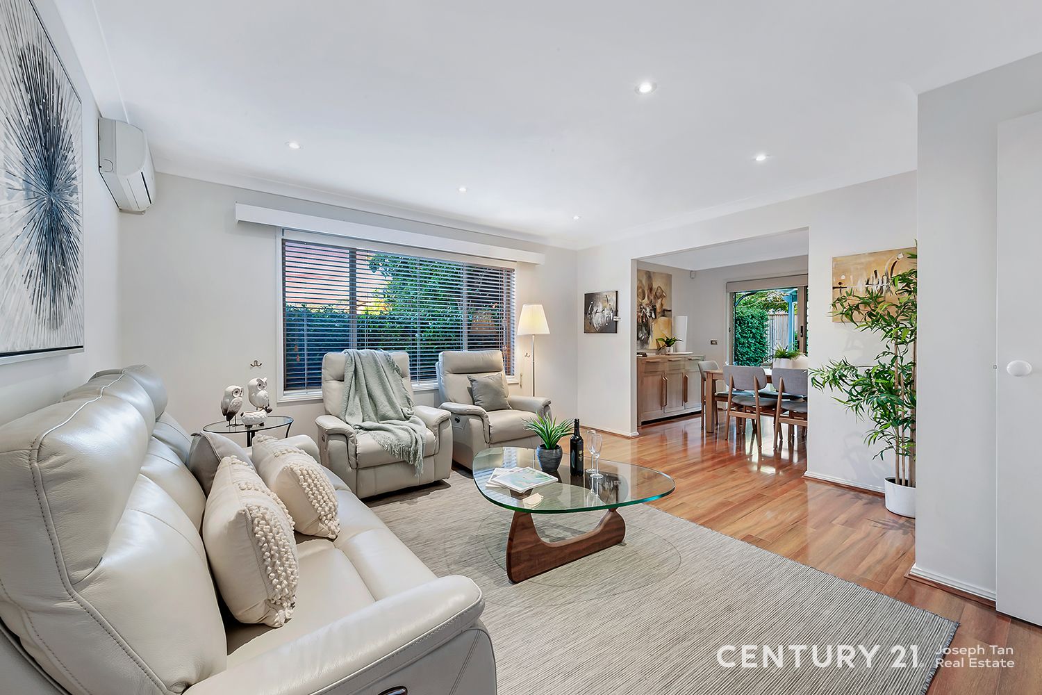 51 Thomas Wilkinson Avenue, Dural NSW 2158, Image 2