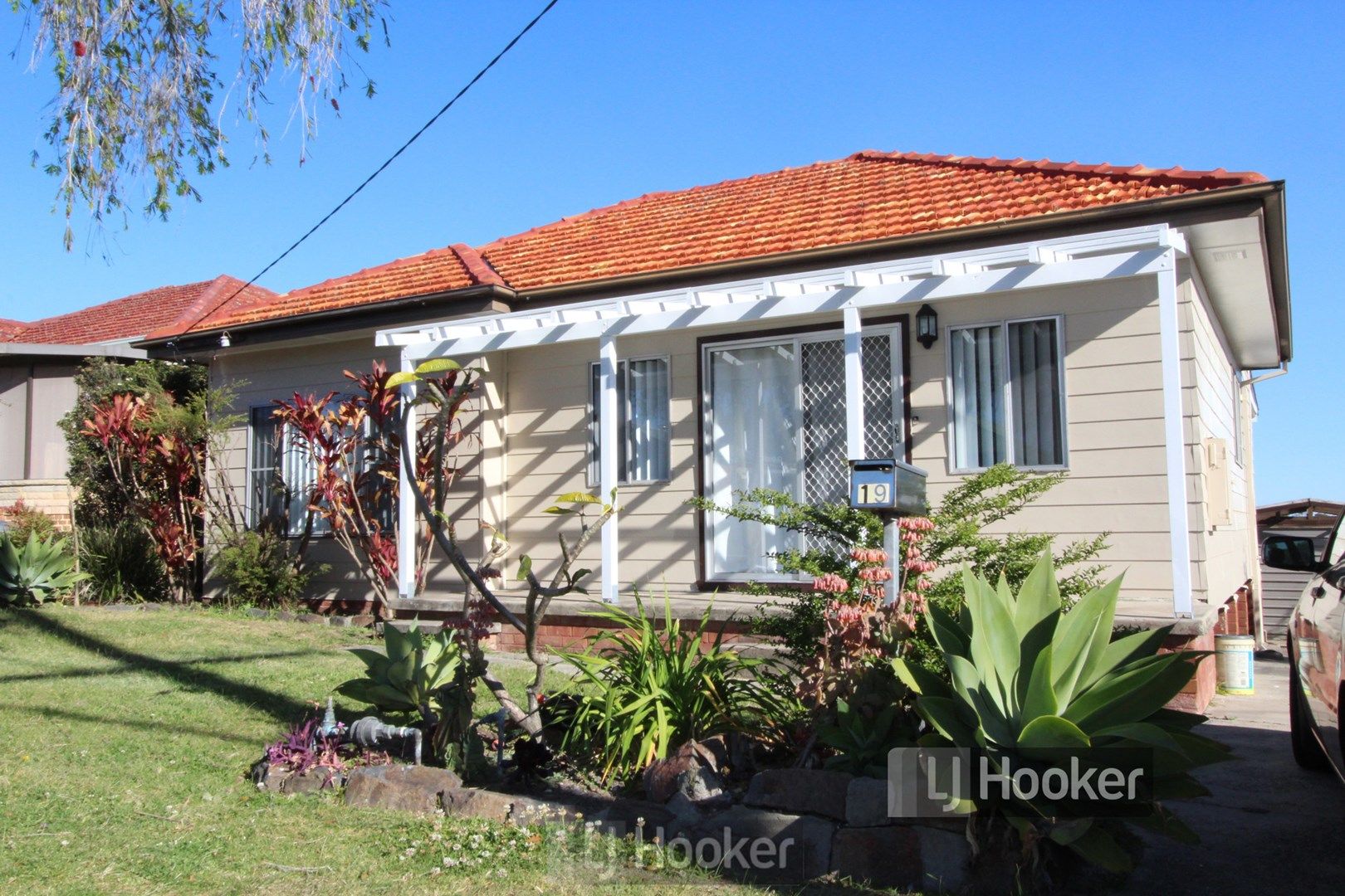 19 Dudley Road, Charlestown NSW 2290, Image 0