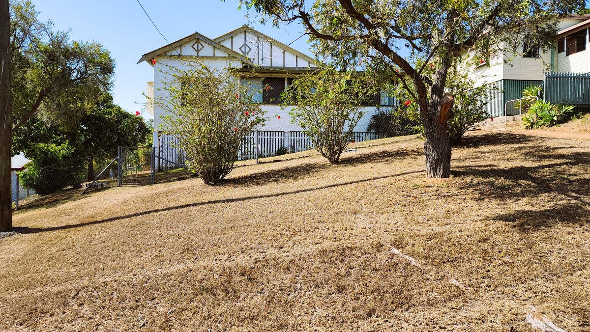 4 bedrooms House in 11 Dee Street MOUNT MORGAN QLD, 4714