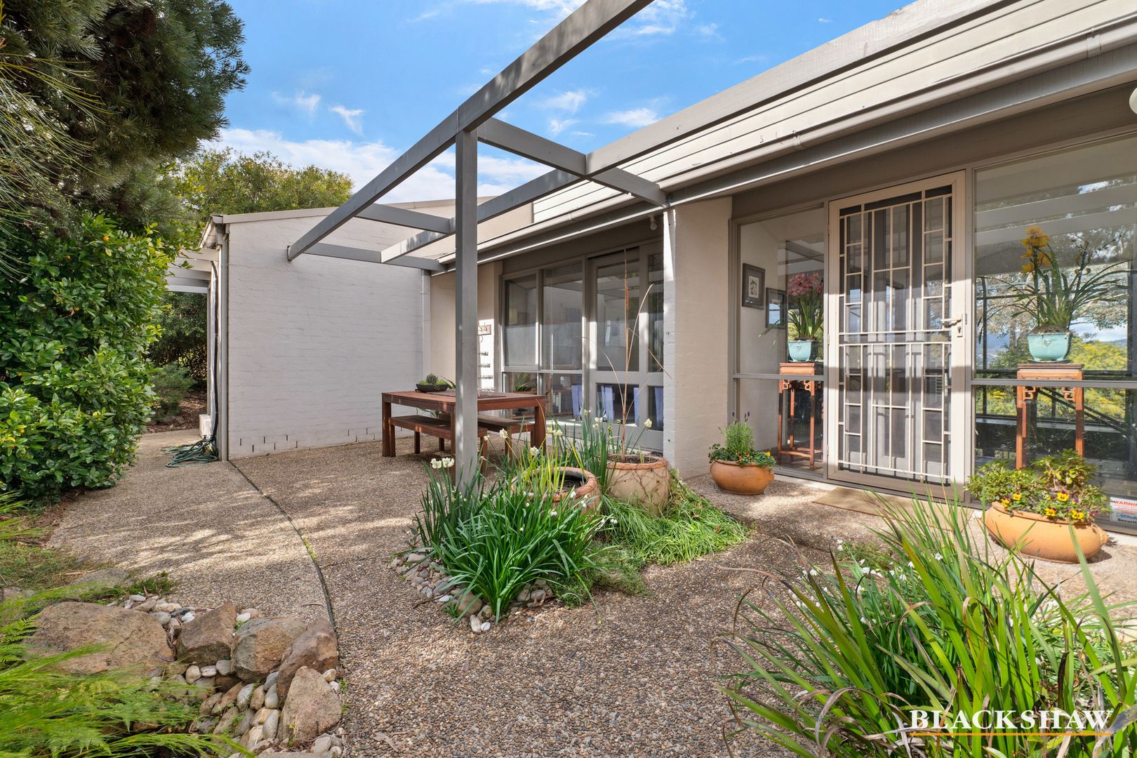 6 Cuthbertson Crescent, Oxley ACT 2903, Image 2