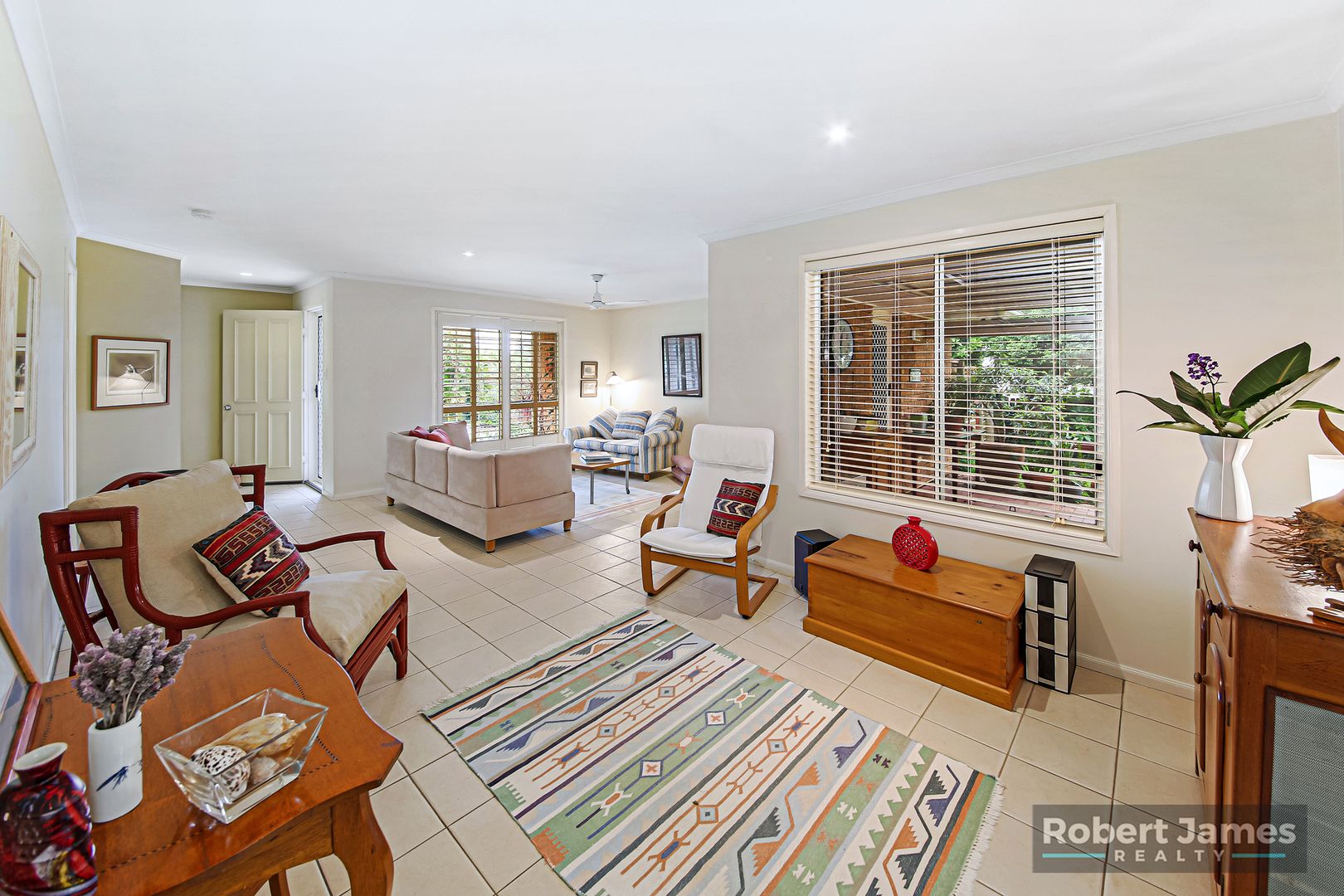 37 Gooloi Court, Tewantin QLD 4565, Image 2