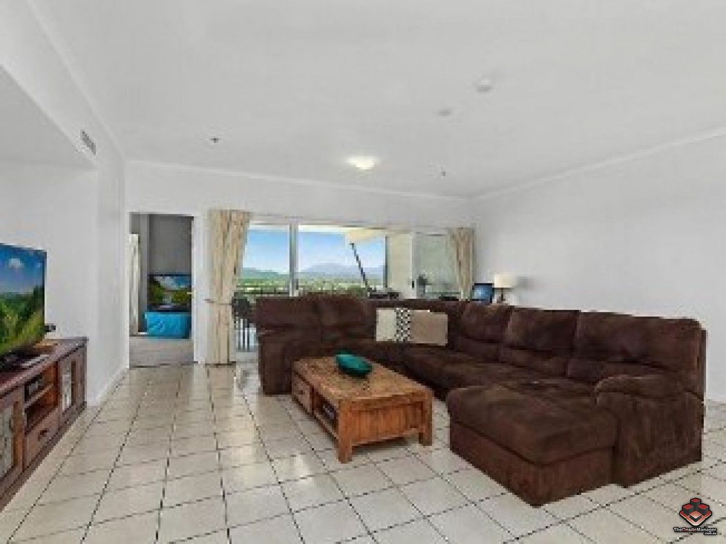 ID21104825/86124 Ogden Street, Townsville City QLD 4810 Apartment