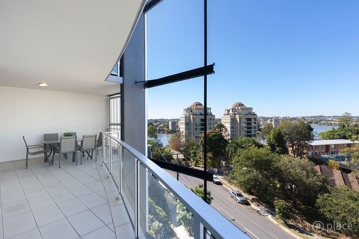 55/89 Lambert Street, Kangaroo Point QLD 4169, Image 2