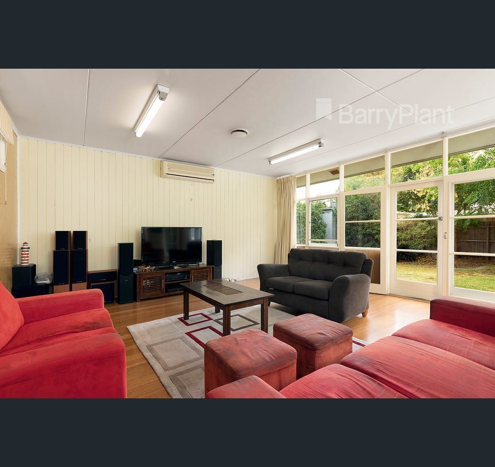 3 Fifth Street, Parkdale VIC 3195, Image 2