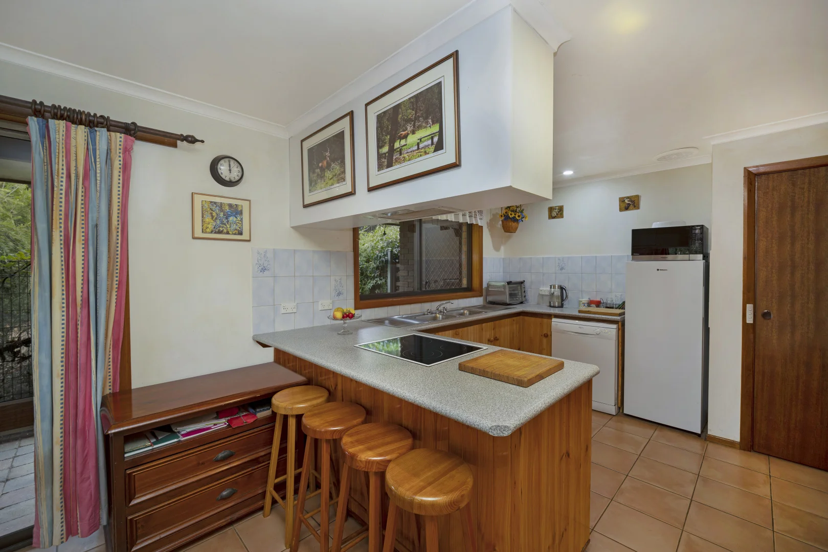 Additional image 4 of 58 E Gibbons Road, Hamilton VIC 3300