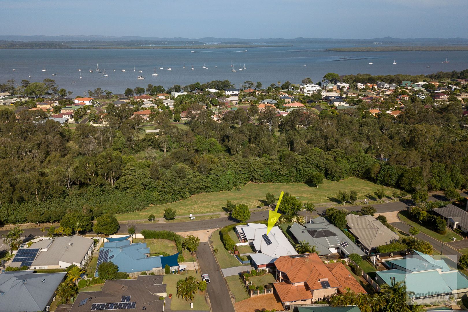 27 Lowe Circuit, Redland Bay QLD 4165, Image 2