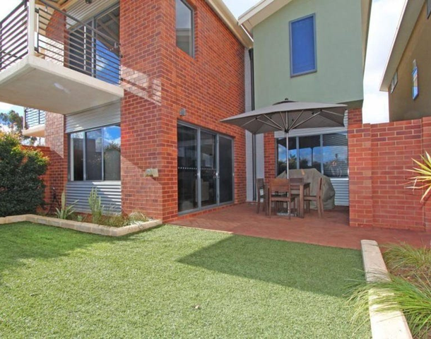 2/35 Premier Street, Hannans WA 6430