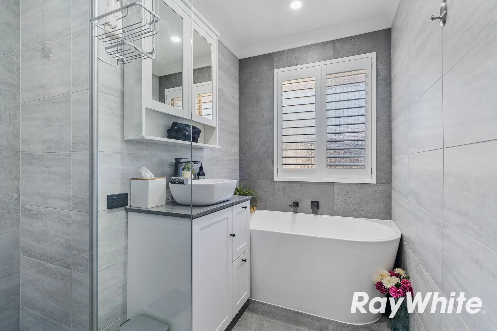 Additional image 18 of 2 Nutans Court, Halls Head WA 6210