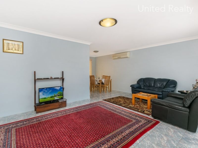 13 Coquet Way, Green Valley NSW 2168, Image 2