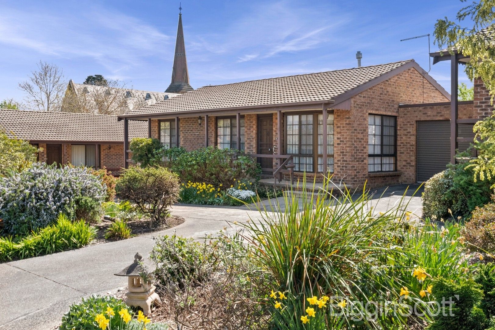 2 bedrooms Apartment / Unit / Flat in 4/26 Camp Street DAYLESFORD VIC, 3460