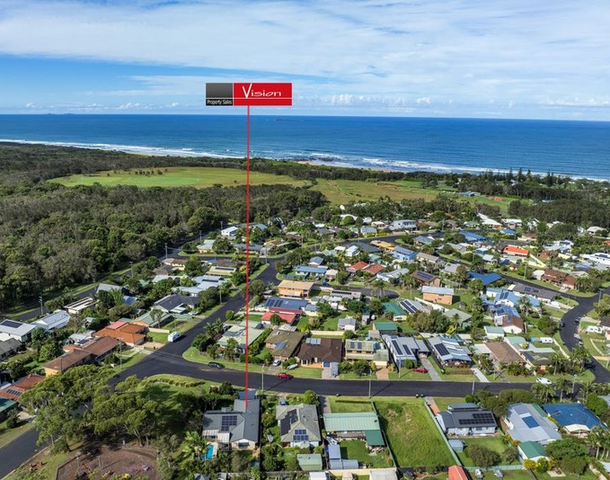 4 Eileen Drive, Corindi Beach NSW 2456