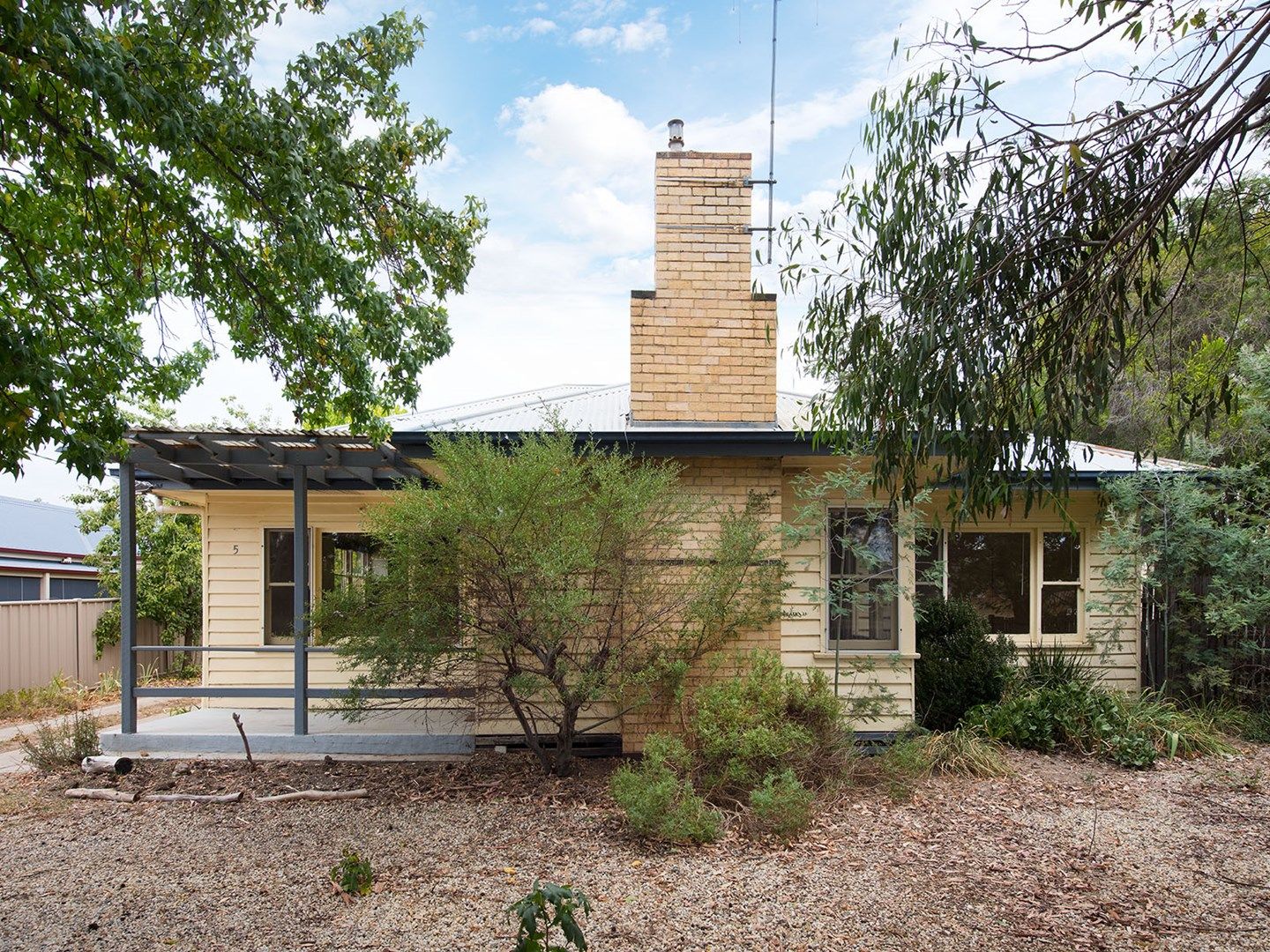 5 Maldon Road, Castlemaine VIC 3450, Image 0