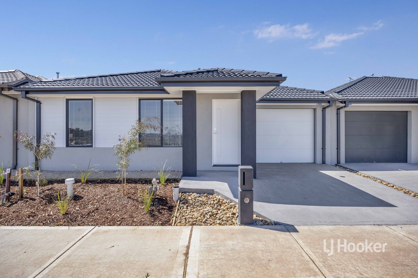 3 bedrooms House in 17 Leona Drive WYNDHAM VALE VIC, 3024