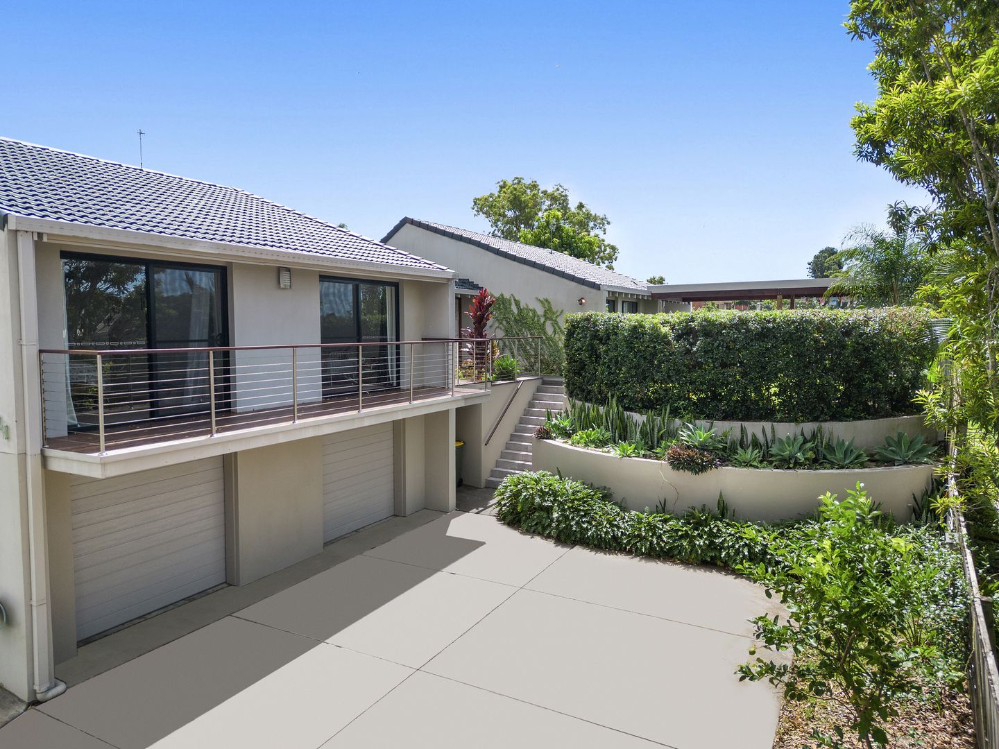 121 K P McGrath Drive, Elanora QLD 4221, Image 1